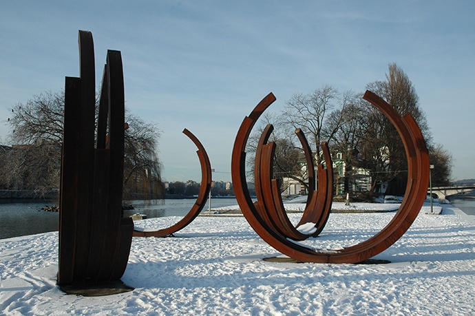 vue du parc de la Boverie et des sculptures en 2009